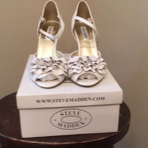White Ruffled Heels by Steve Madden